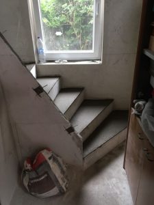 Szerkezetkész lépcsők 001