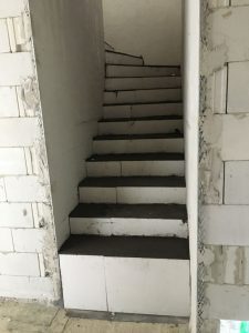 Szerkezetkész lépcsők 028