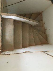 Szerkezetkész lépcsők 031