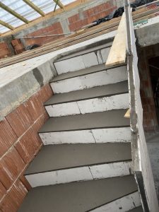 Szerkezetkész lépcsők 046